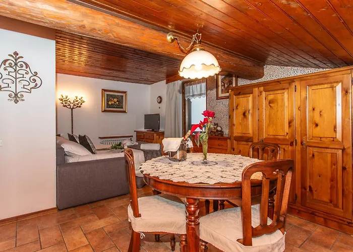 Maison Bellevue Apartment *